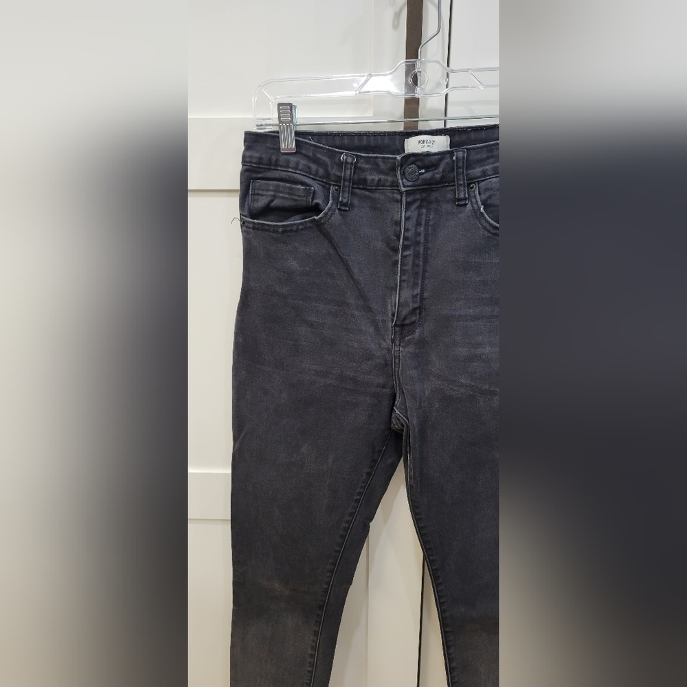 Forever 21 skinny jeans - Picture 3 of 5